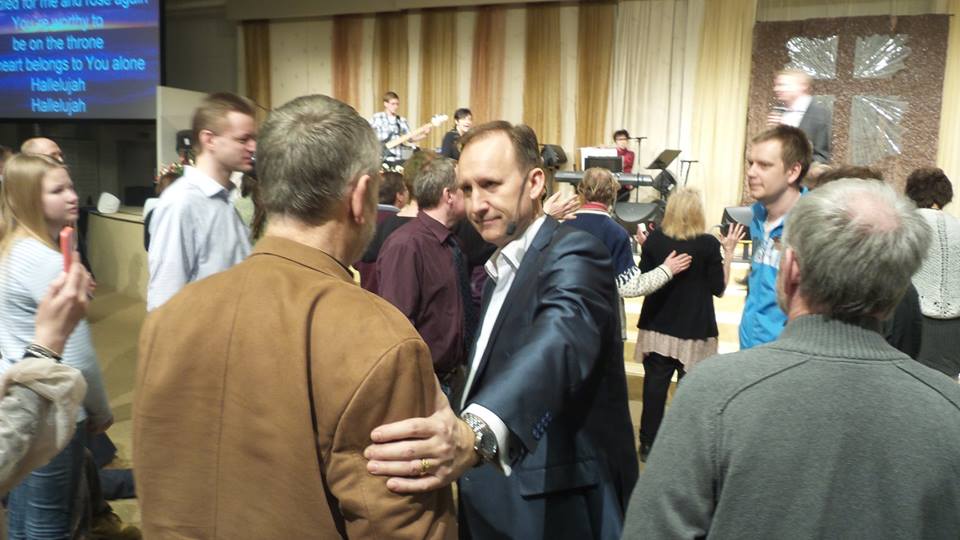 Jens profeterar över Gunnar Bergling Jens Garnfeldt
