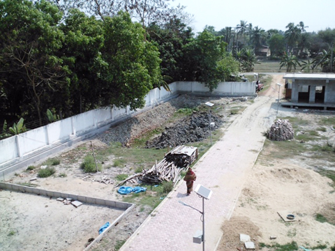 Tomten i Kolkata där lekplats skall byggas