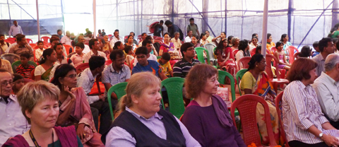 Folket invign Kolkata webb Invigning Kolkata