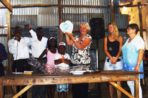 Team i Uganda 2013 webb Team i Uganda 2013